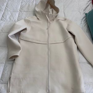 Lululemon Long Horizons Hoodie